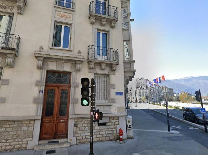 Suite Vinicole Hypercentre, Bastille & Gare 9 Min A Pied Grenoble Exterior photo